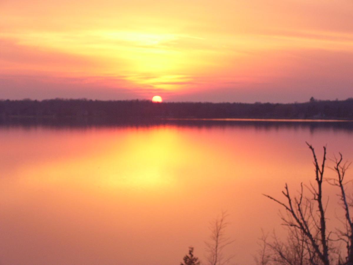 The Torch Lake Bed And Breakfast Central Lake 외부 사진